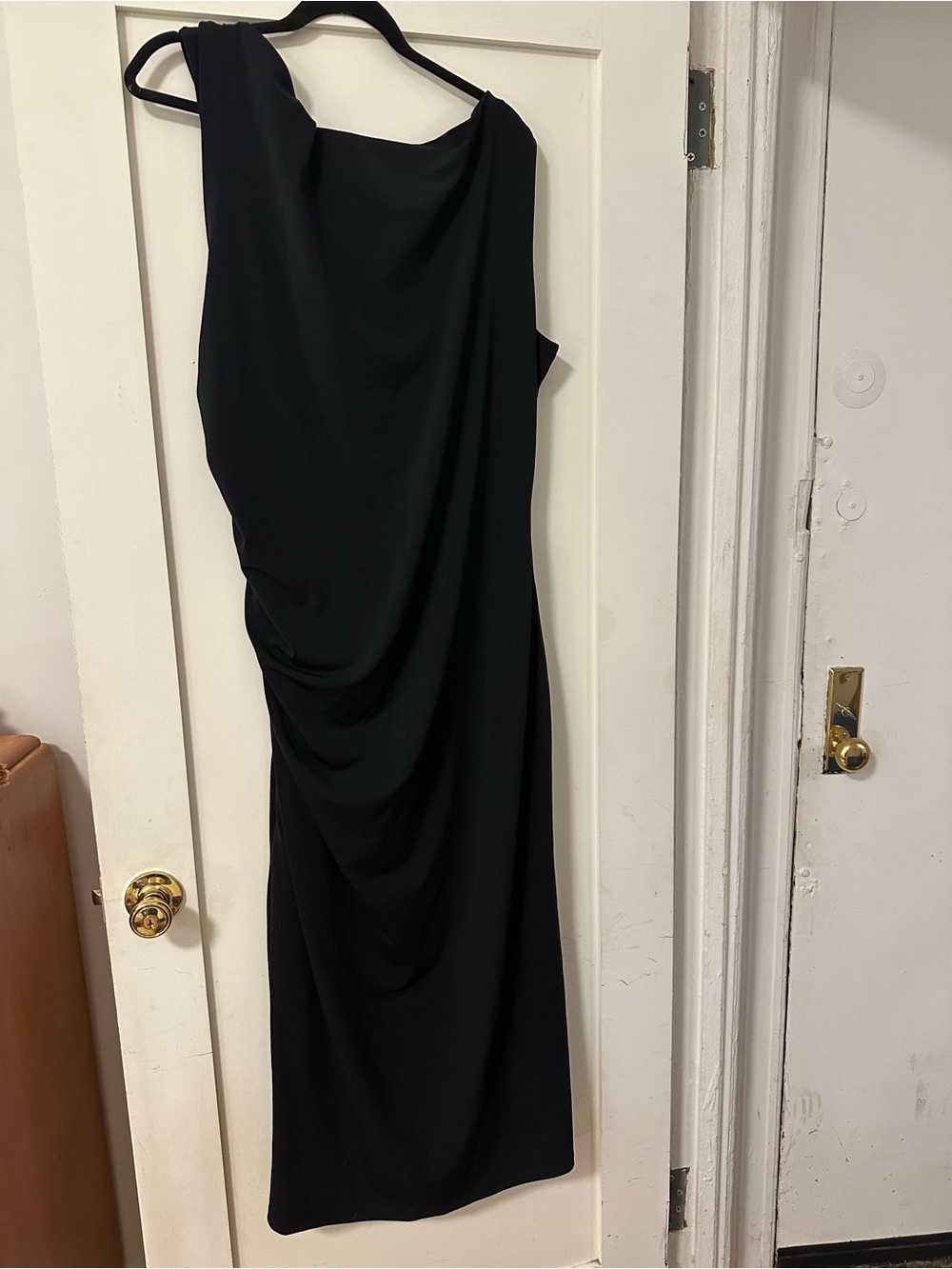 Abercrombie & Fitch Black Draped Sleeveless Midi Dress - Picture 4 of 4
